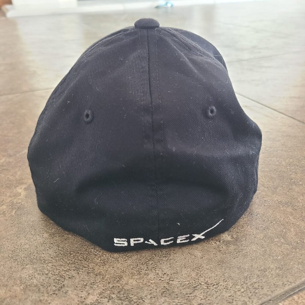 SpaceX Black Cap, Size L-XL - Picture 2 of 4
